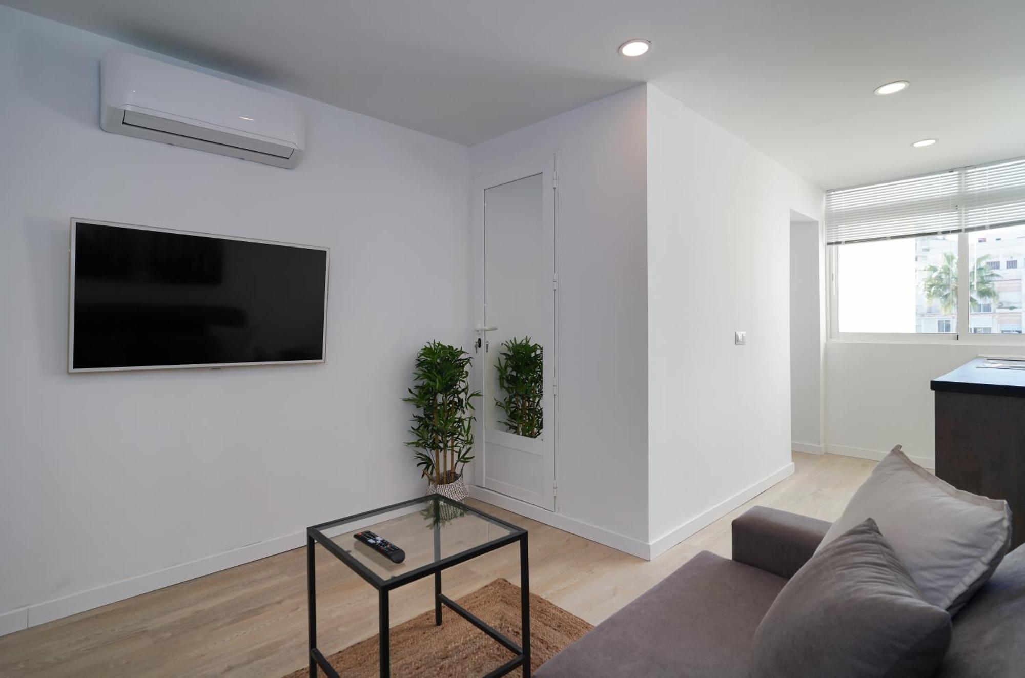 Nomad Malaga - Chic Apartament Center Torremolinos Exterior photo
